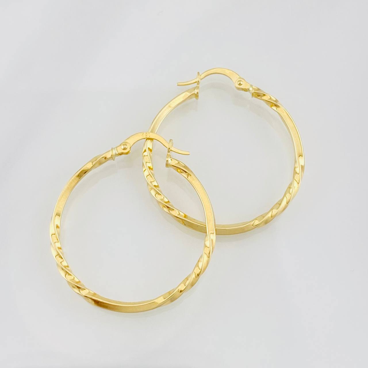 Candongas Megan 1.6g / 3.2cm Oro Amarillo 18K