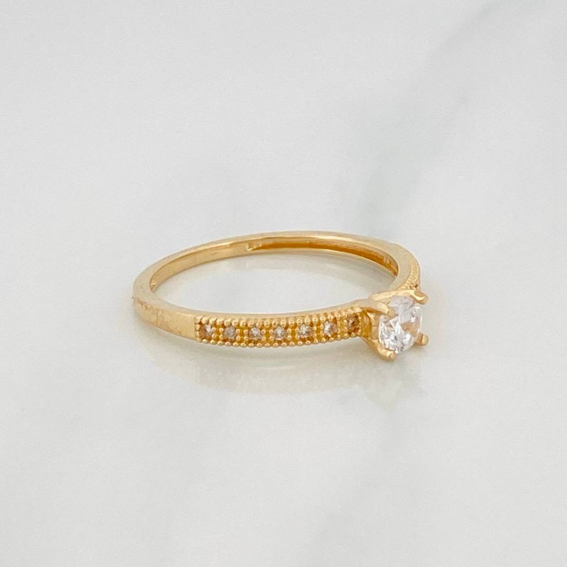 Anillo Solitario Churumbela 1.85g / T7 Oro Amarillo 18K