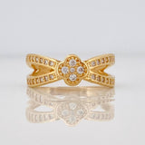 Anillo Trebol Cruzado 3.25g / T5 1/2 Oro Amarillo 18K
