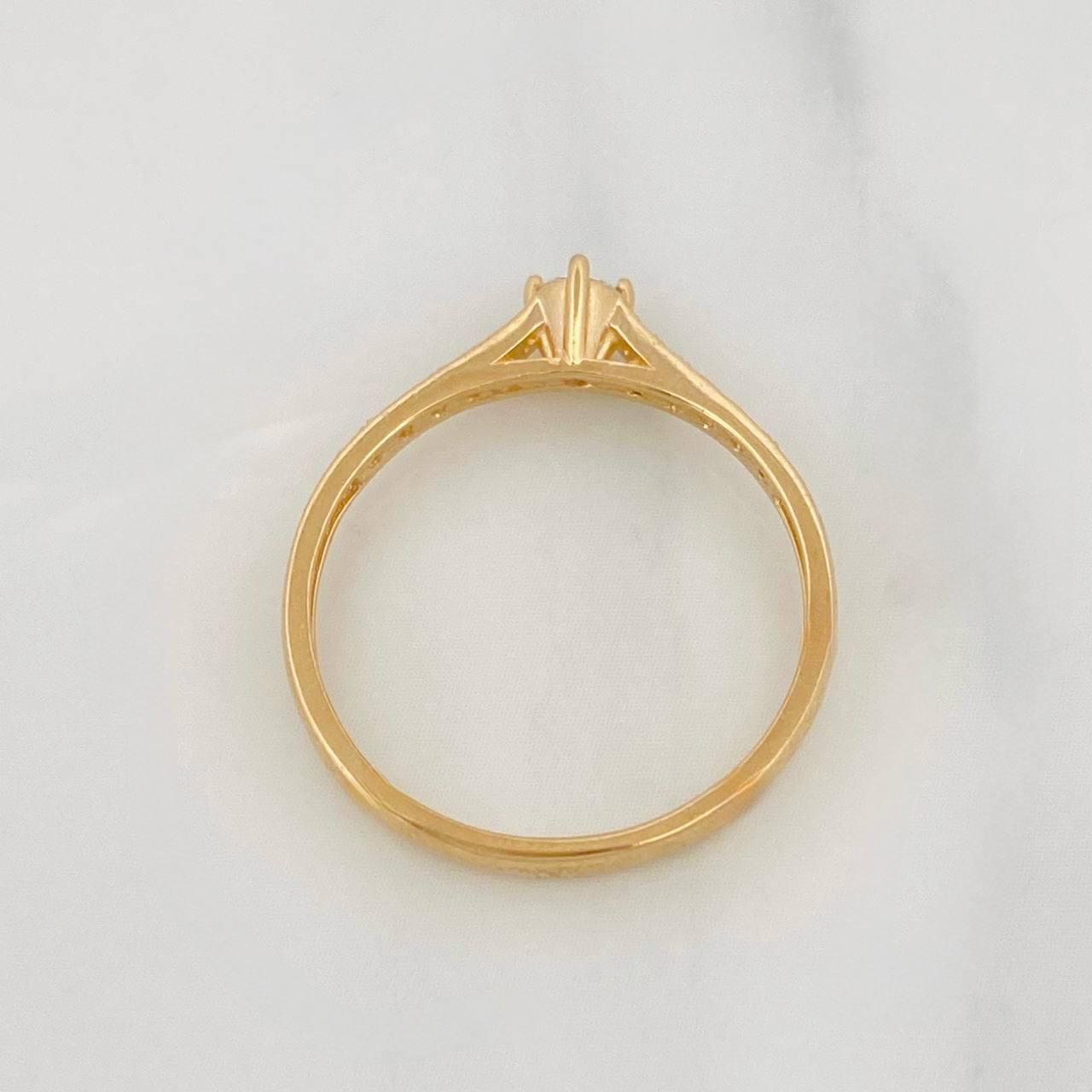 Anillo Solitario Churumbela 1.75g / T7 Oro Amarillo 18K