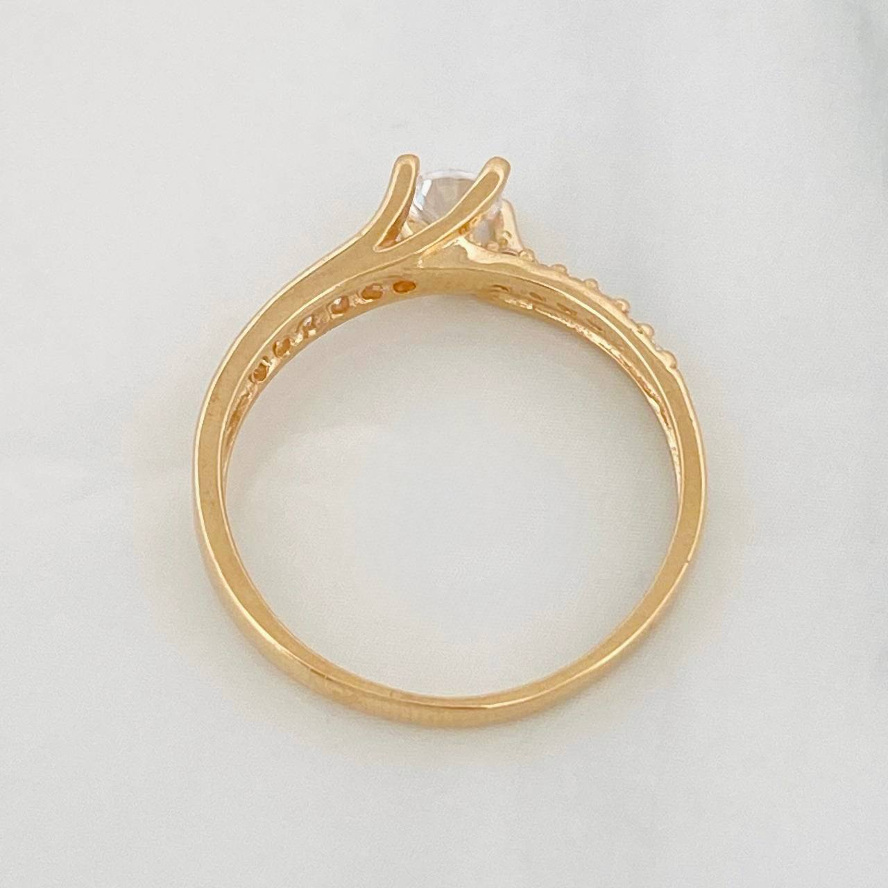 Anillo Solitario Churumbela 1.95g / T6 1/2 Oro Amarillo 18K