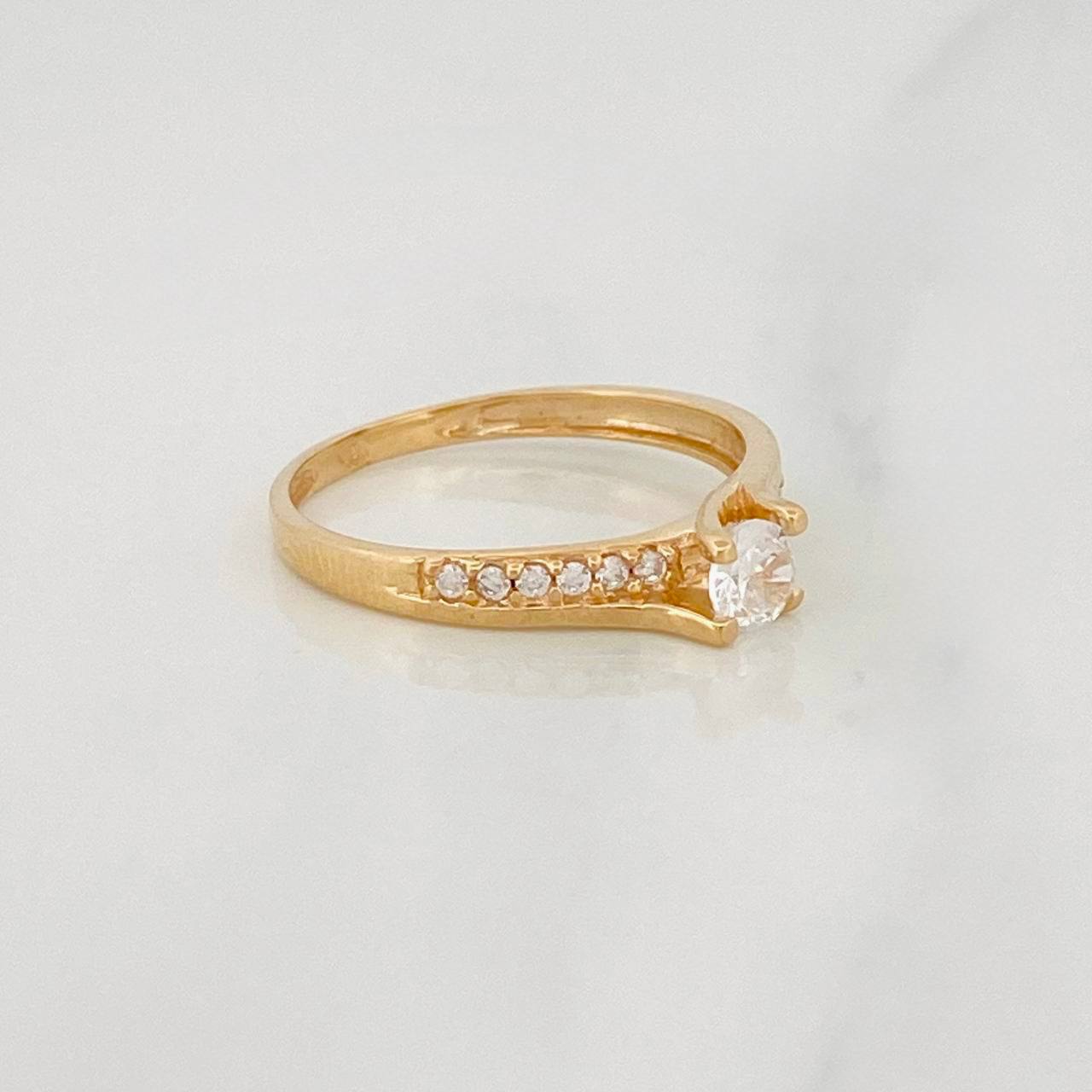 Anillo Solitario Churumbela 1.95g / T6 1/2 Oro Amarillo 18K