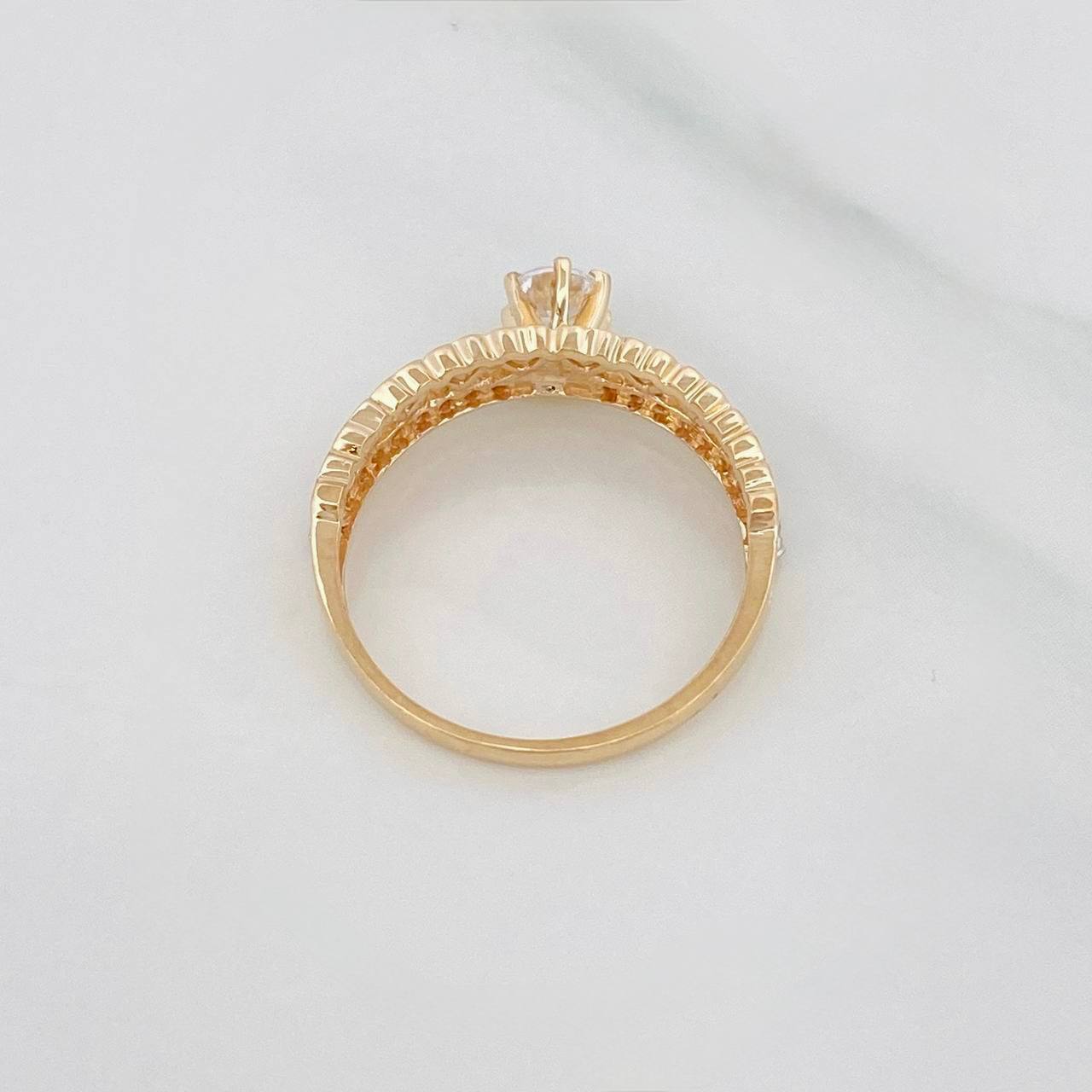 Anillo Solitario Churumbela Corazones 2.3g / T6 1/4 Dos Oros Amarillo Blanco 18K
