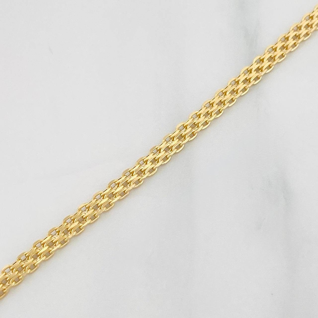 Pulso China 1.55g / 21cm / 2.47mm Oro Amarillo 18K