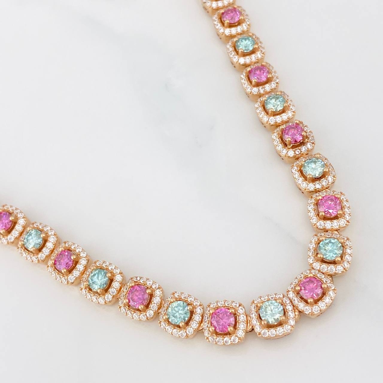 Cadena Tennis Moisanitas  2.665 qts Diamantes 1.040 pts 76.05g / 56cm / 7.36mm Oro Rosa 18K