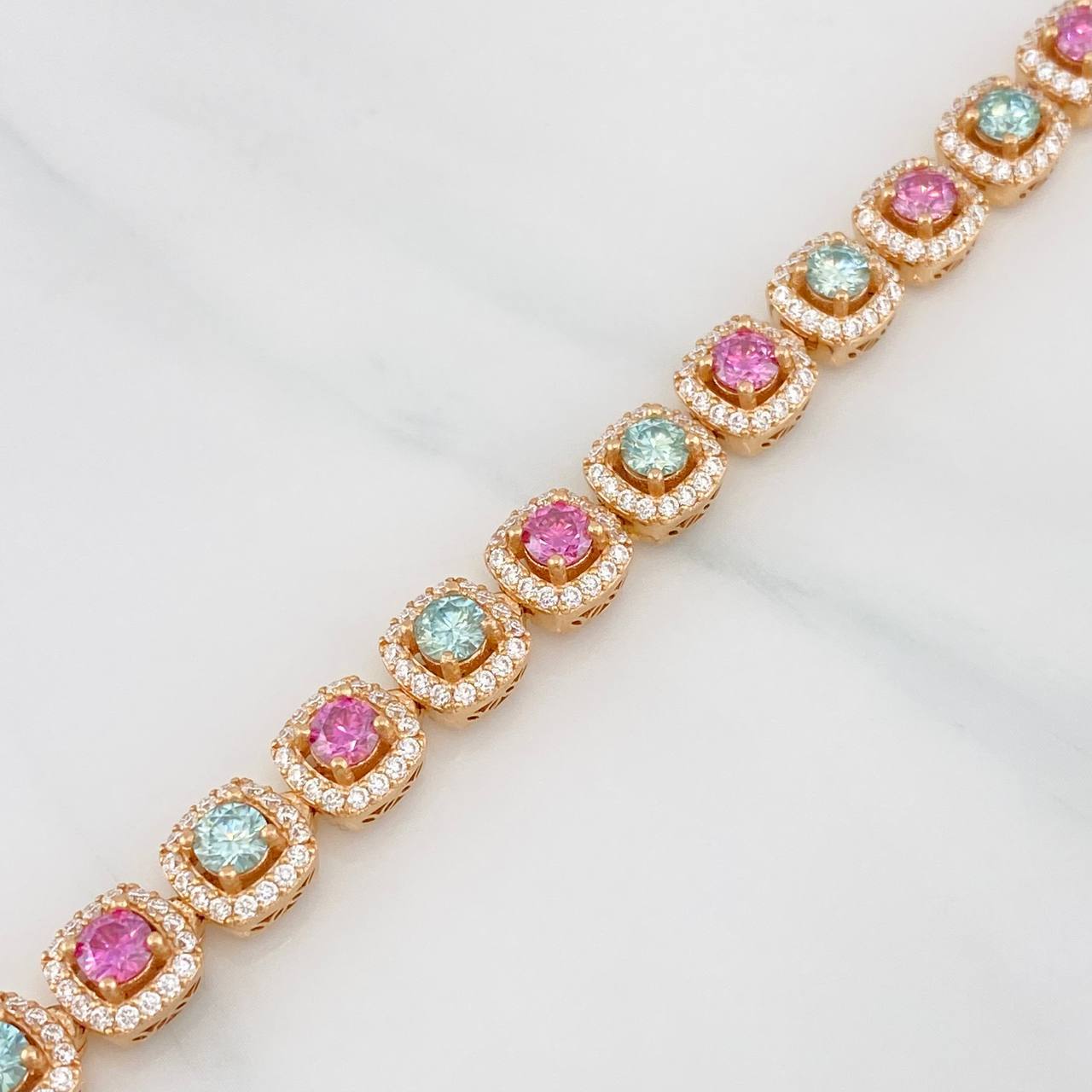 Cadena Tennis Moisanitas  2.665 qts Diamantes 1.040 pts 76.05g / 56cm / 7.36mm Oro Rosa 18K