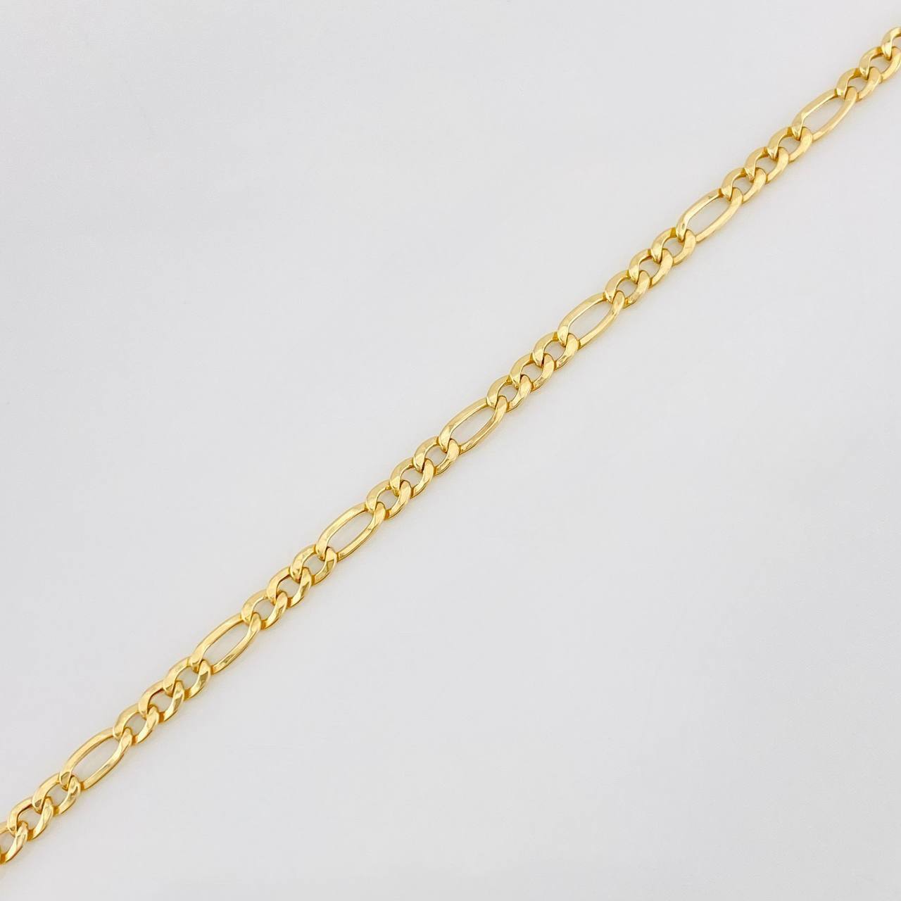 Pulso Figaro 0.9g / 18cm / 2.4mm Oro Amarillo 18K
