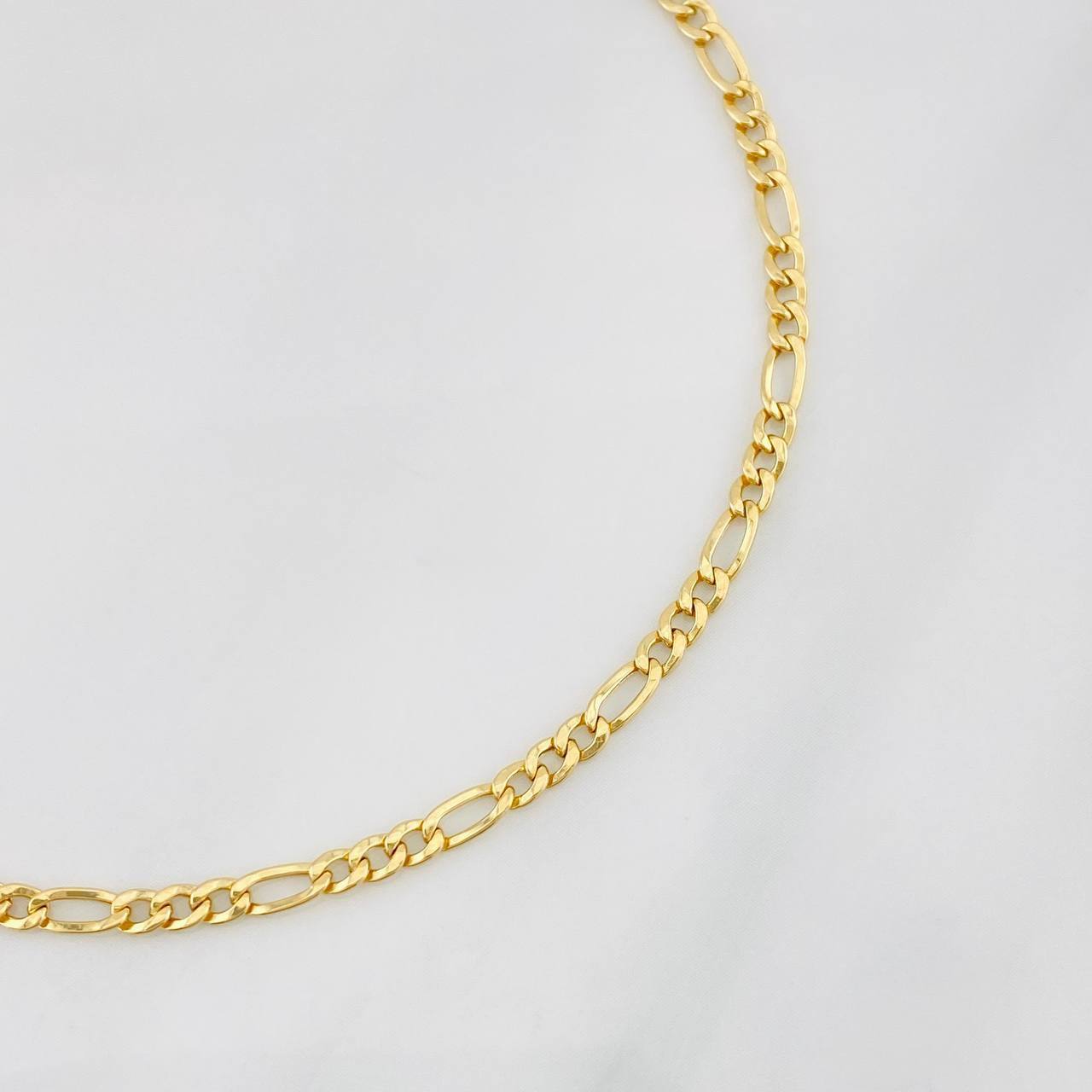 Pulso Figaro 0.9g / 18cm / 2.4mm Oro Amarillo 18K