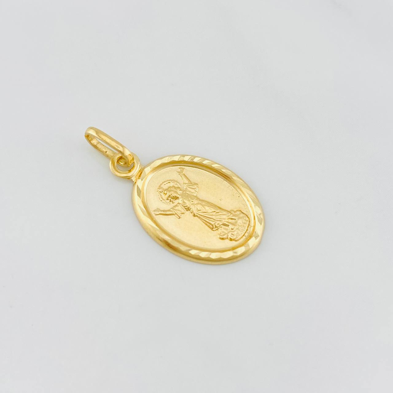 Dije Divino niño 0.85g / 2.3cm Oro Amarillo 18K