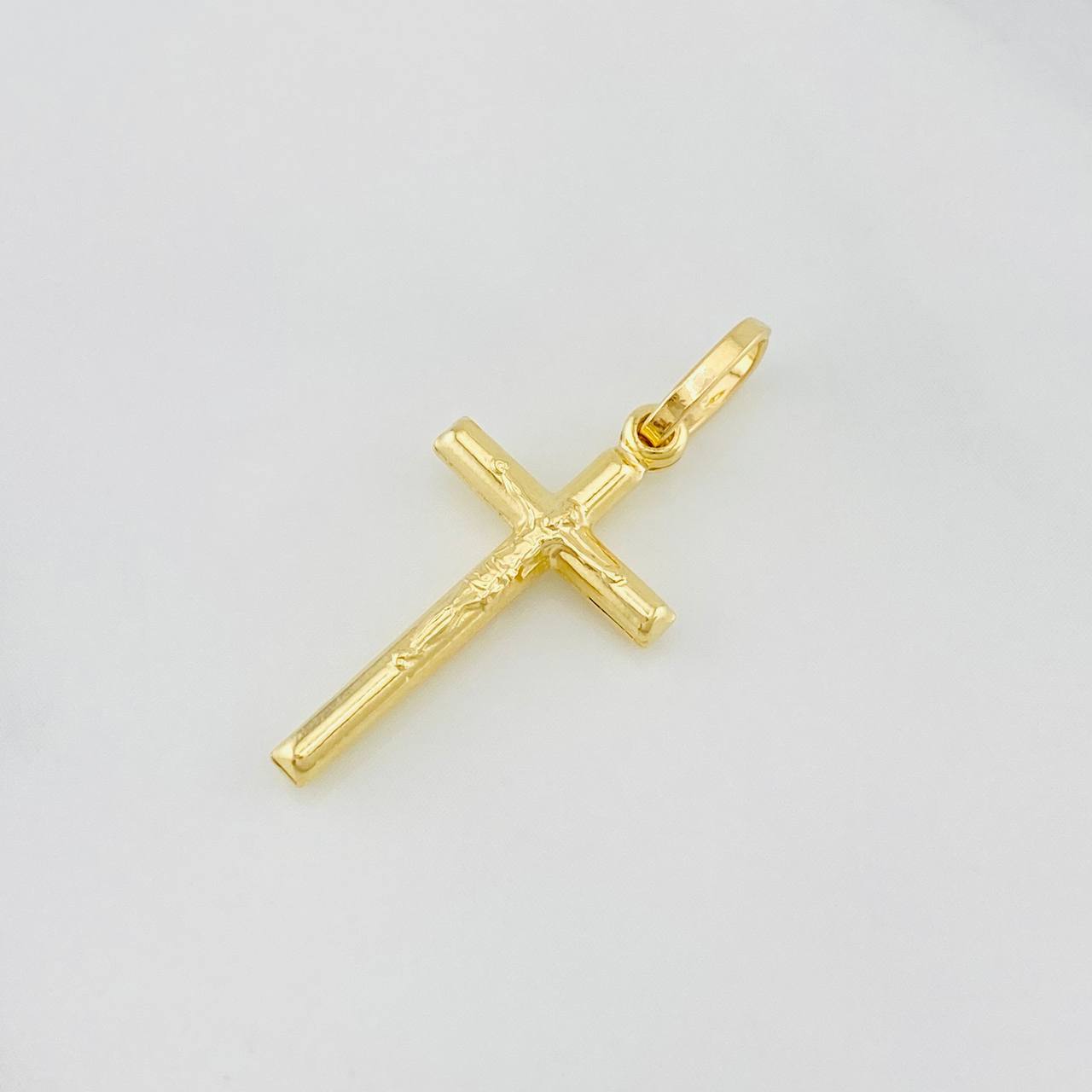 Dije Cruz cristo 0.75g / 2.5cm Oro Amarillo 18K