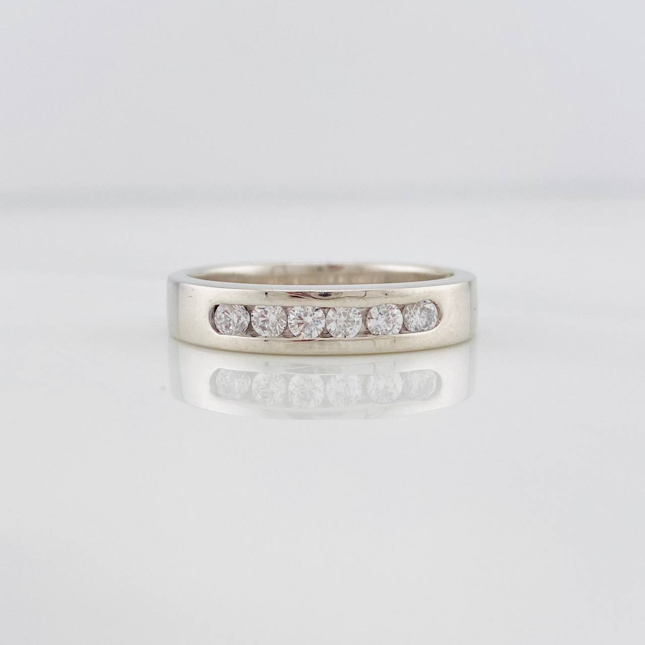 Anillo Argolla churumbela 4.3g / T7 1/2 Oro Blanco 18K