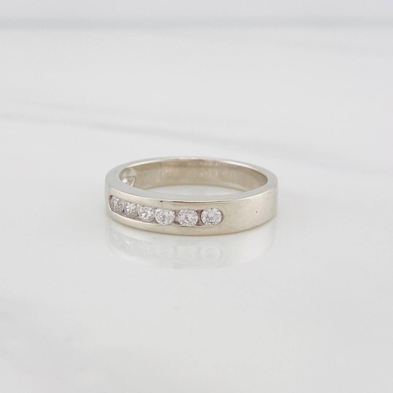 Anillo Argolla churumbela 4.3g / T7 1/2 Oro Blanco 18K