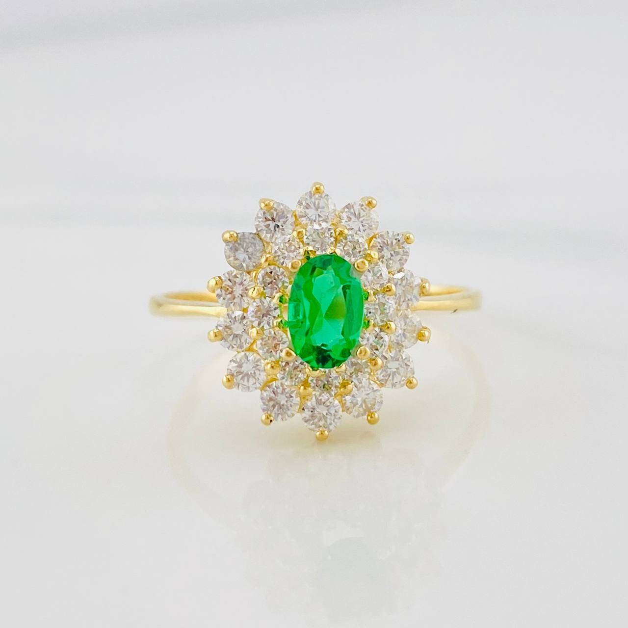 Anillo Halo flor 3g / T9 Oro Amarillo 18K