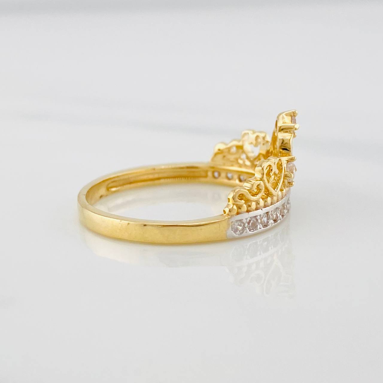 Anillo Corona corazones 2.8g / T7 1/4 Dos Oros Amarillo Blanco 18K
