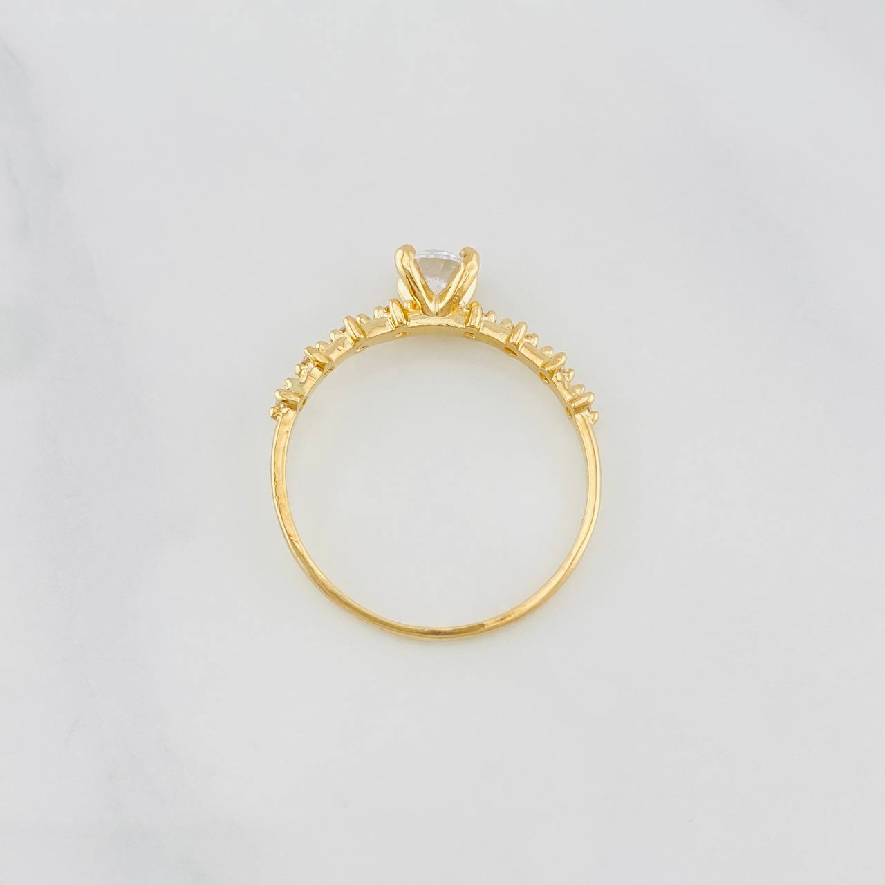 Anillo Solitario churumbela 1.45g / T6 1/2 Oro Amarillo 18K