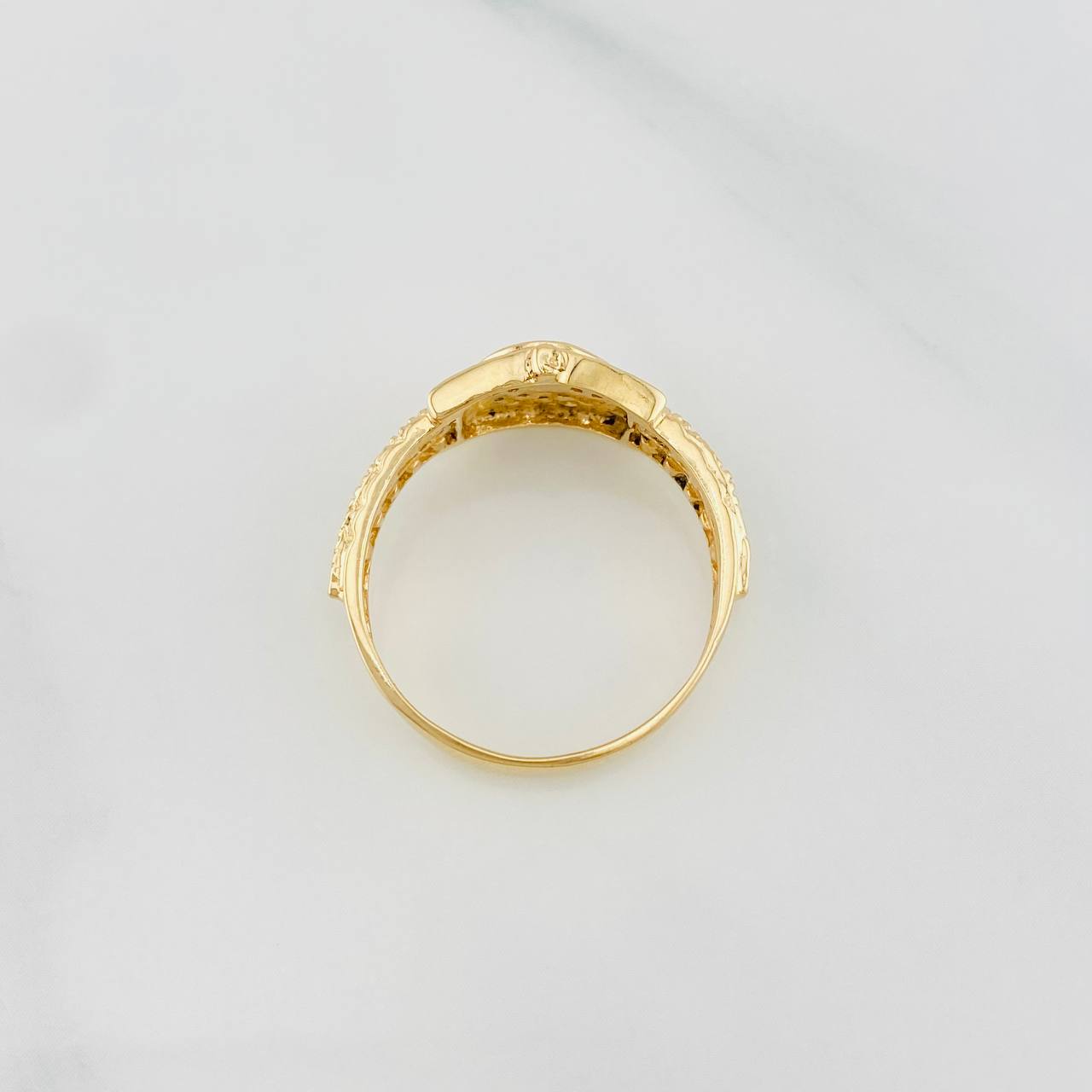 Anillo Corona 4.2g / T8 3/4 Tres Oros 18K