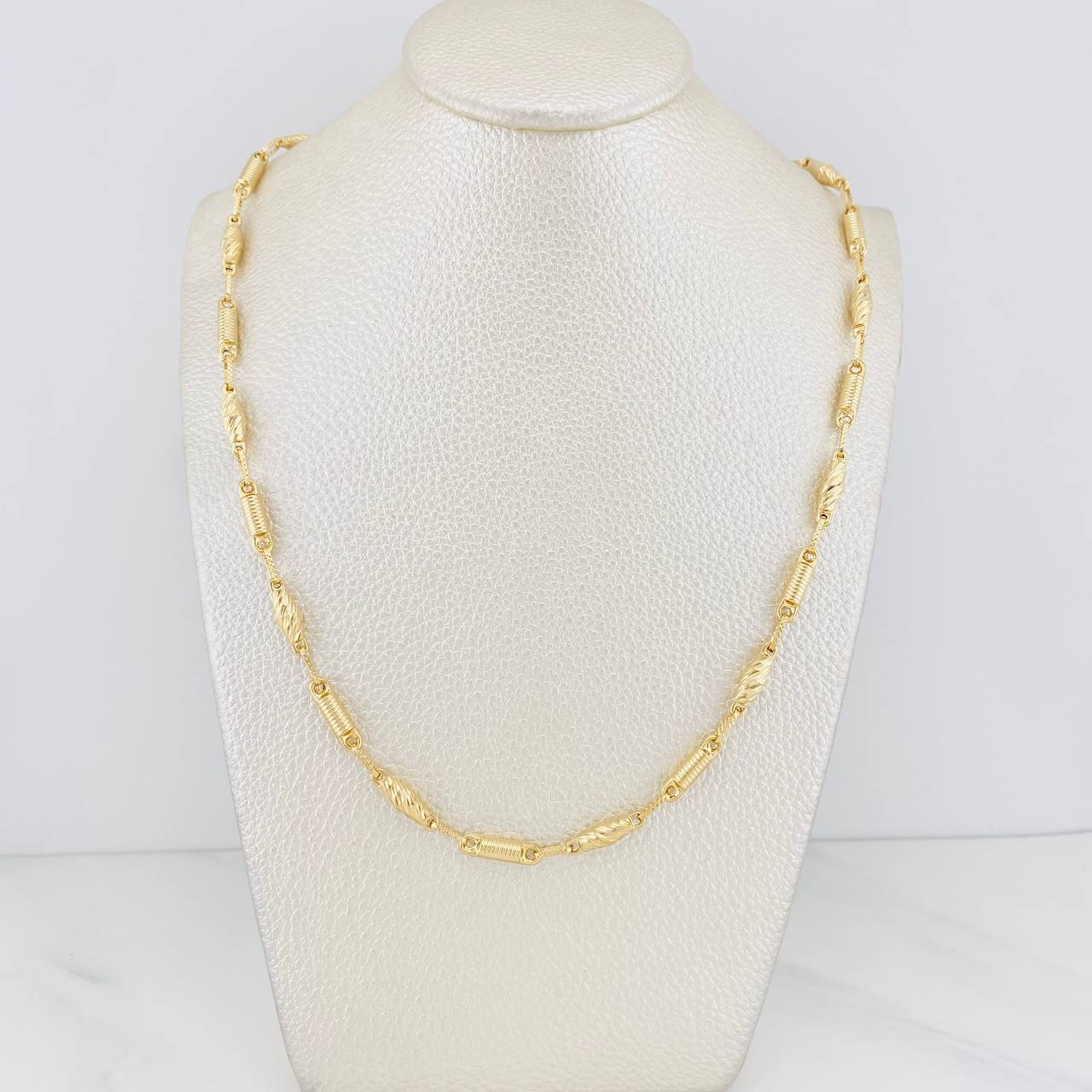 Cadena Barril 11.6g / 61cm / 4.23mm Oro Amarillo 18K