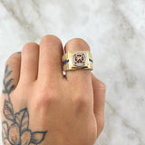 Anillo Brújula Carriles Laterales Movil 9.05gr / T11 / Circones Blancos Azules Tres Oros 18K