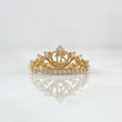 Anillo 15s Corona Punteada 2.2gr / T7 1/4 / Circones Blancos Oro Amarillo 18K