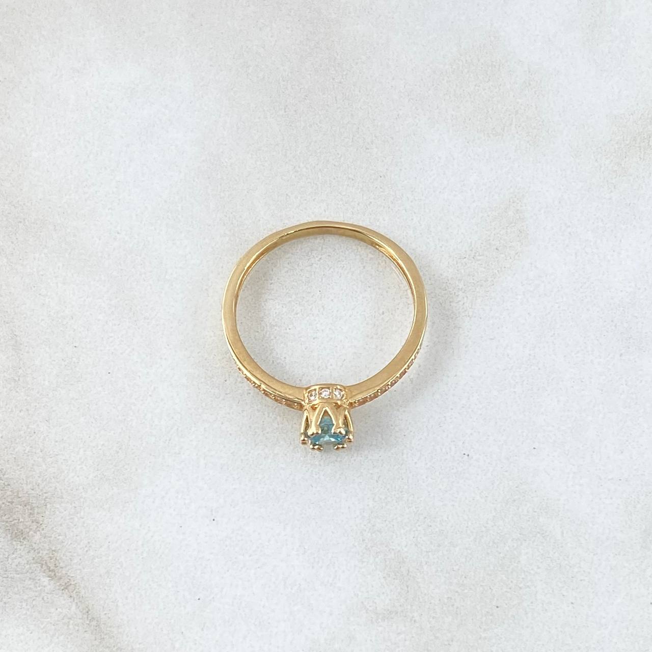 Anillo Solitario Seis Puntas 2.1gr / T7 / Circones Blancos Azul Oro Amarillo 18K