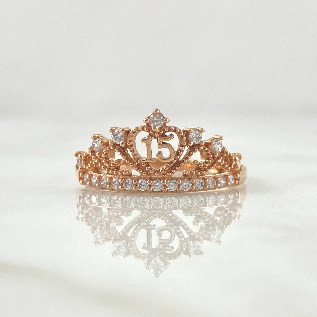 Anillo 15s Corona Punteada 2.05gr / T6 1/2 / Circones Blancos Oro Rosa 18K