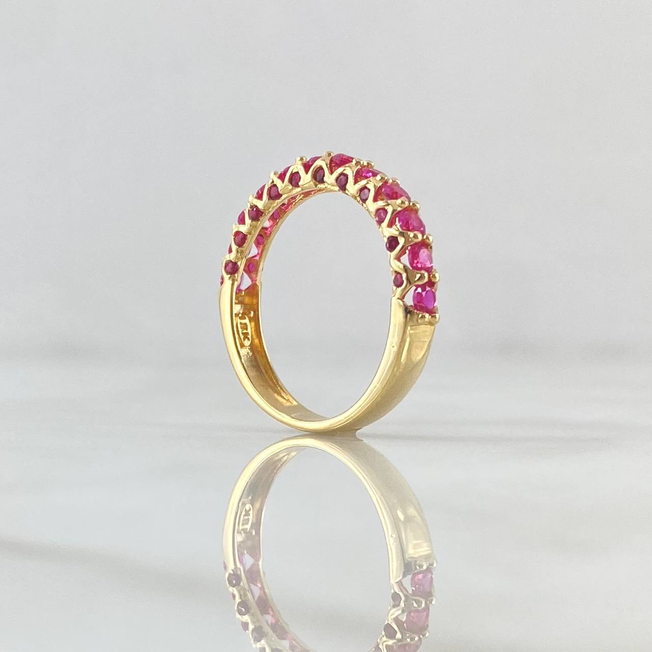 Anillo Churumbela Vertebral 2.85gr / T7 / Circones Fucsias Oro Amarillo 18K