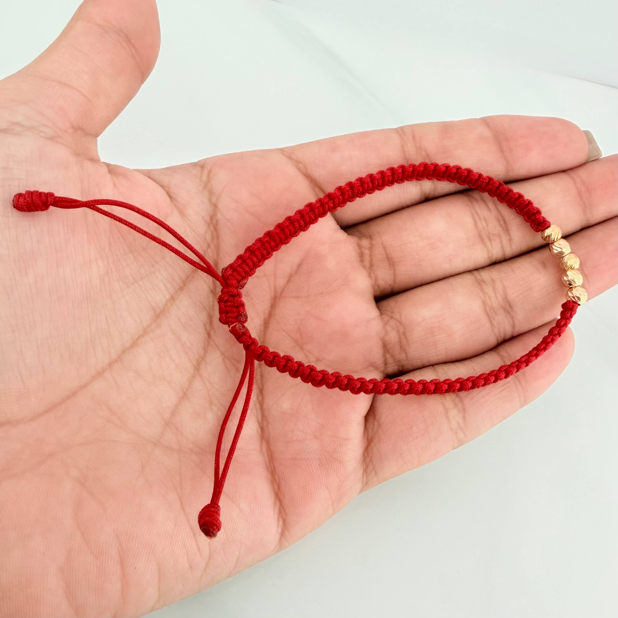 Pulsera Tejida Roja Bolas Diamantadas 4mm Oro Amarillo 18K