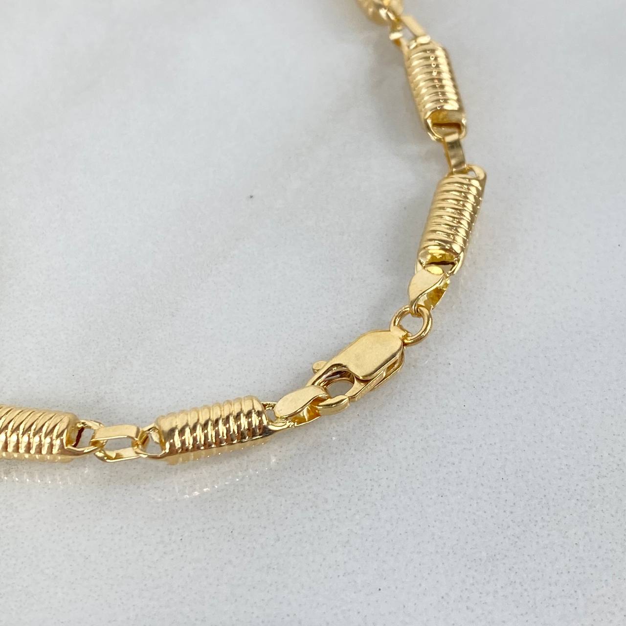 Pulso Rustico Barril Atornillado 4.8gr / 20cm / 4mm Oro Amarillo ©