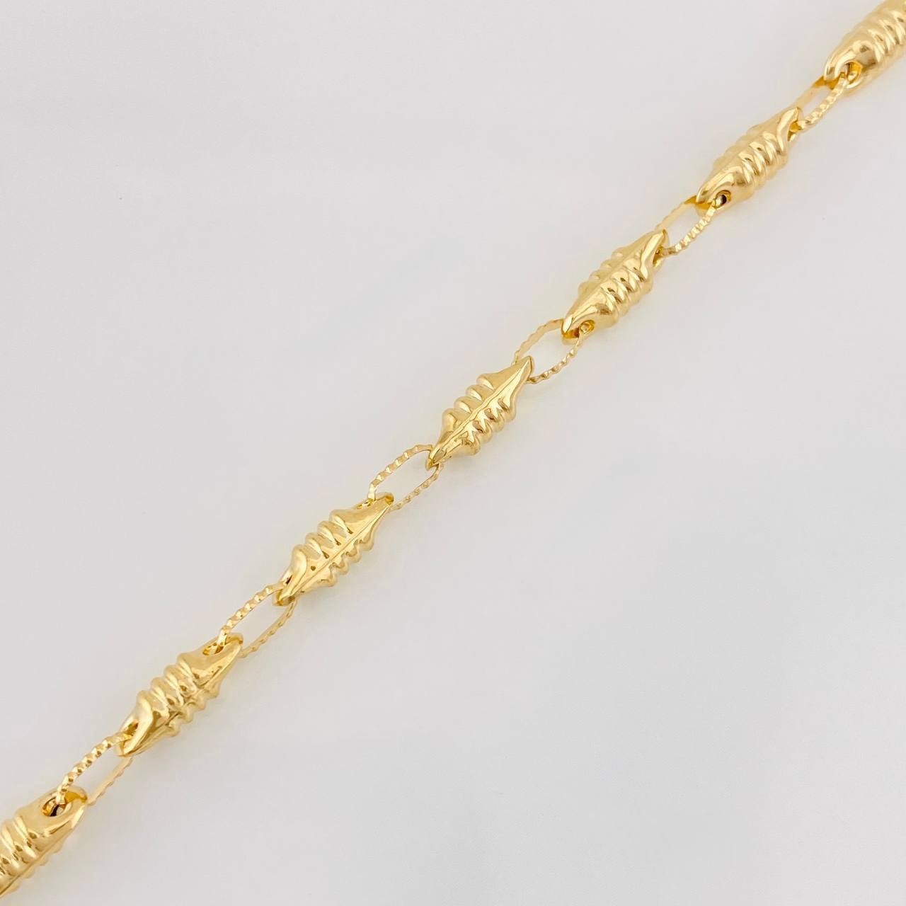 Pulso Rustico Barril Rayado 5.25g / 21cm / 3.8mm Oro Amarillo 18K
