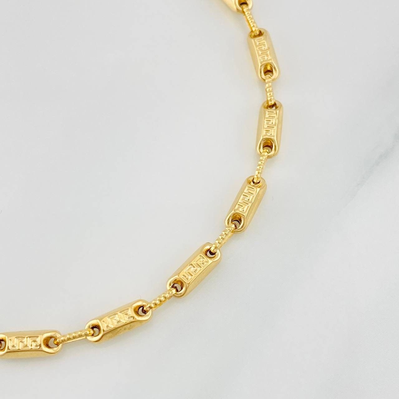 Pulso Rustico Tribal 4.85g / 20cm / 3.77mm Oro Amarillo 18K