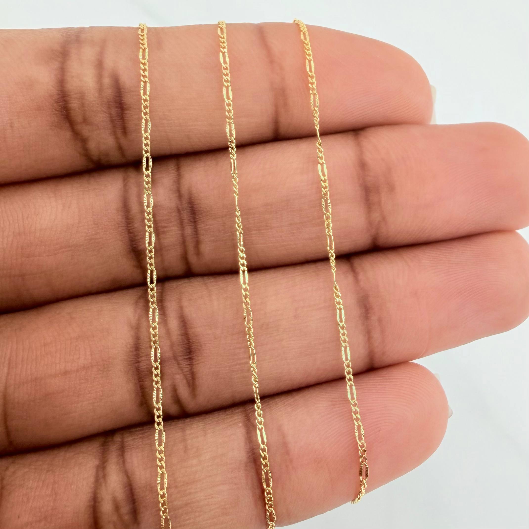 Cadena Figaro Diamantada 1.15 g / 45.4 cm / 0.87 mm Oro Amarillo 18K