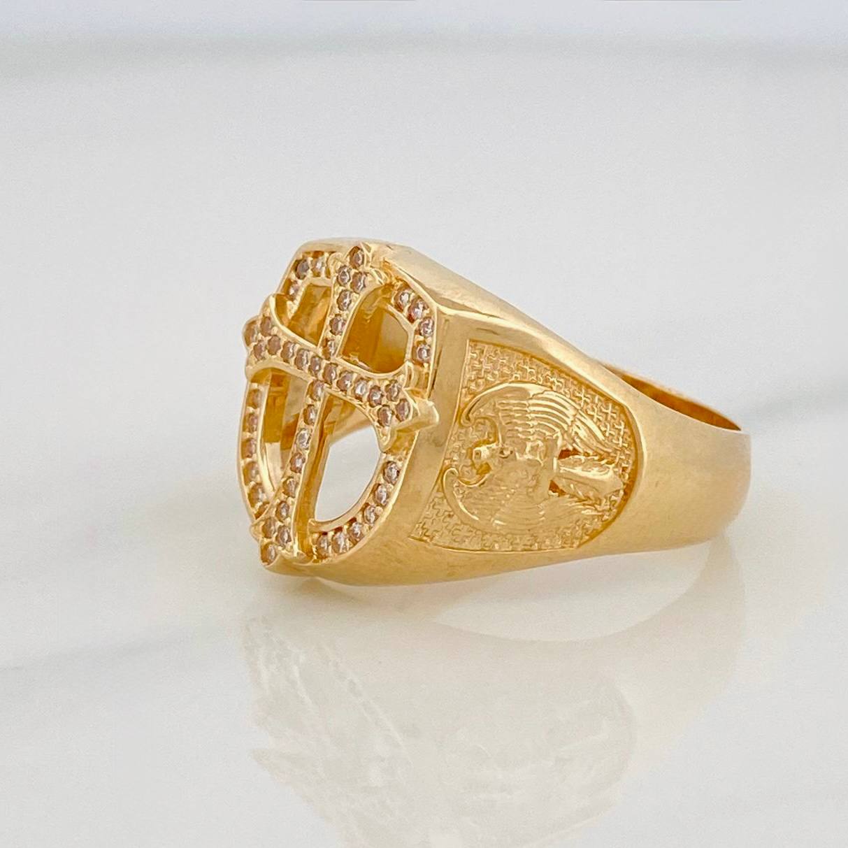 Anillo Escudo Cruz 7.75g / T9 3/4 Oro Amarillo 18K