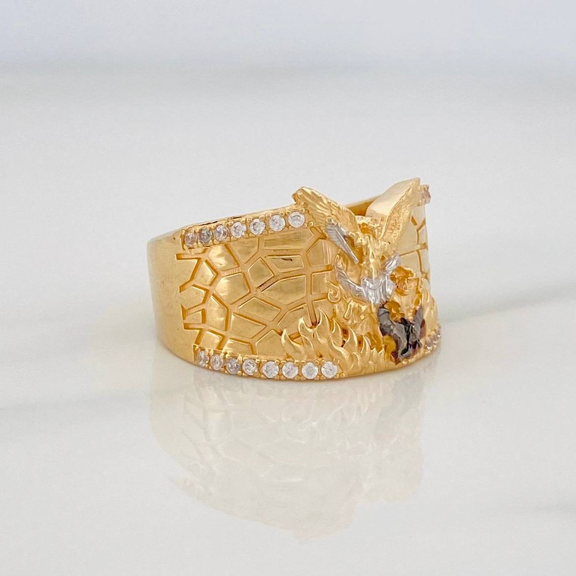Anillo San Miguel Arcangel 9.45g / T10 Tres Oros 18K