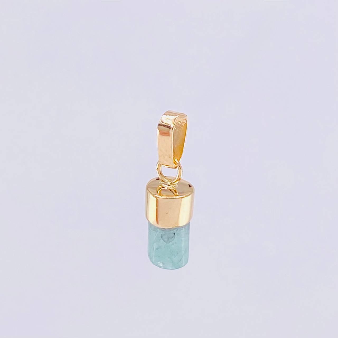 Dije Morralla Esmeralda 0.6g / 1.6cm Oro Amarillo 18K