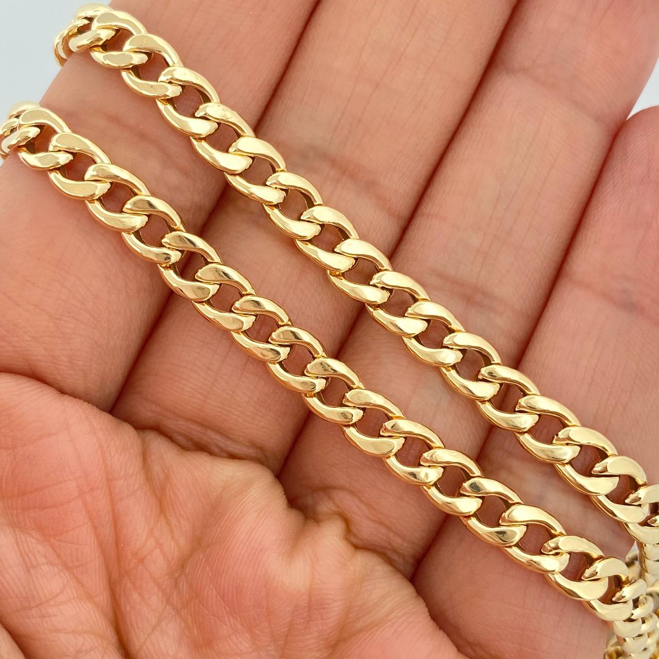 Cadena Cubana 7gr / 70.2cm / Oro Amarillo +1 18K +