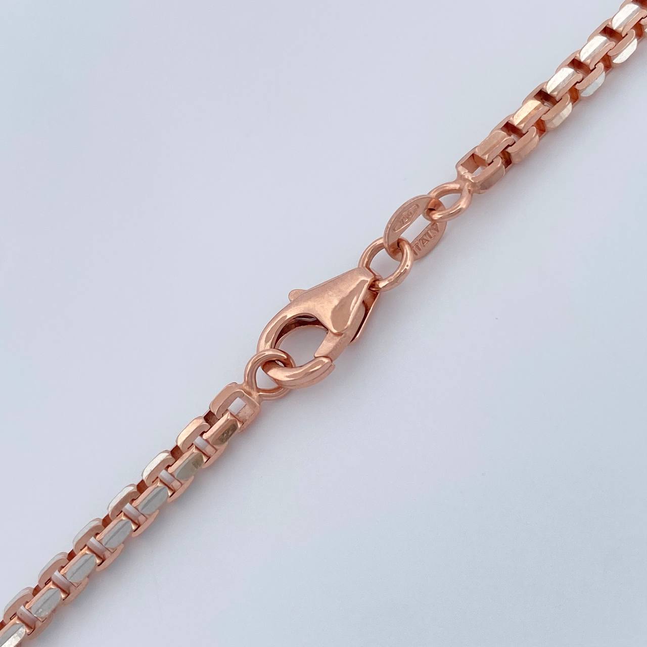Cadena Veneciana 20.45gr / 70.5cm / Dos Oros Blanco Rosa +3 18K +