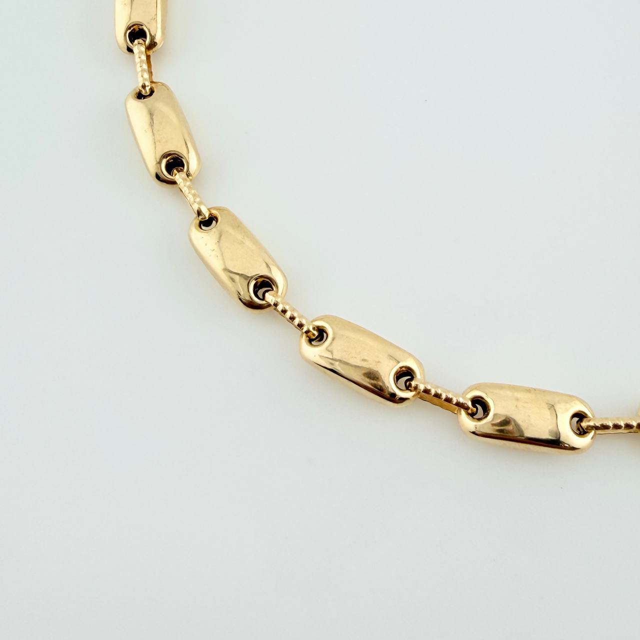 Pulso Rustico Eslabon 5.3gr / 21cm / 4.53mm Oro Amarillo 18K $