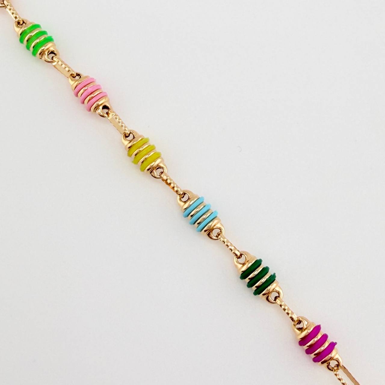 Cadena Rustica Barril 13.35gr / 62cm / 4.5mm Oro Amarillo 18K $