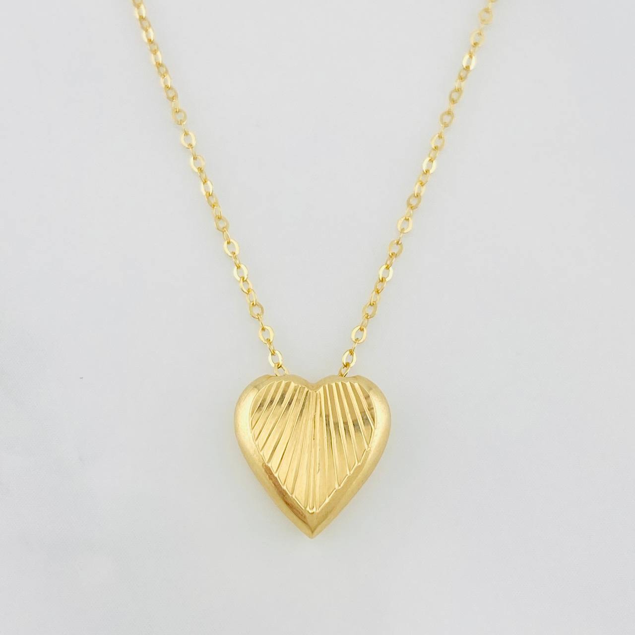 Cadena Aro Seguido Corazon 1.8g / 45.5cm / 0.7mm Oro Amarillo 18K