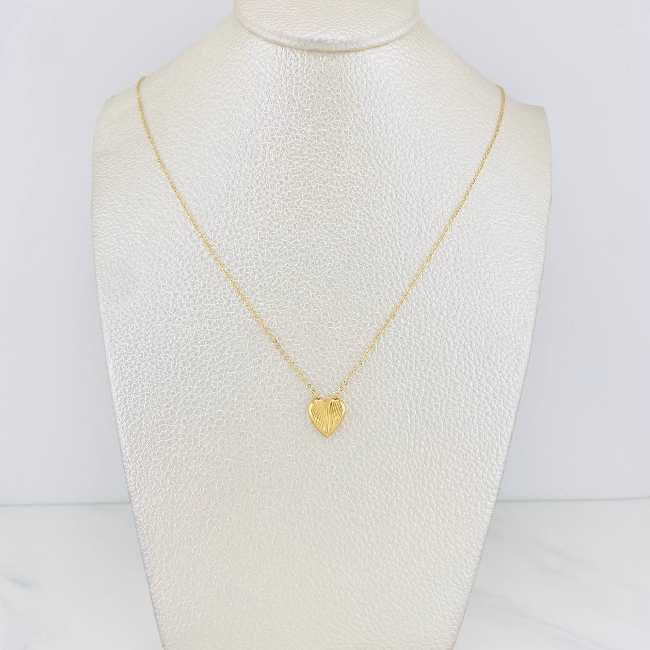 Cadena Aro Seguido Corazon 1.8g / 45.5cm / 0.7mm Oro Amarillo 18K