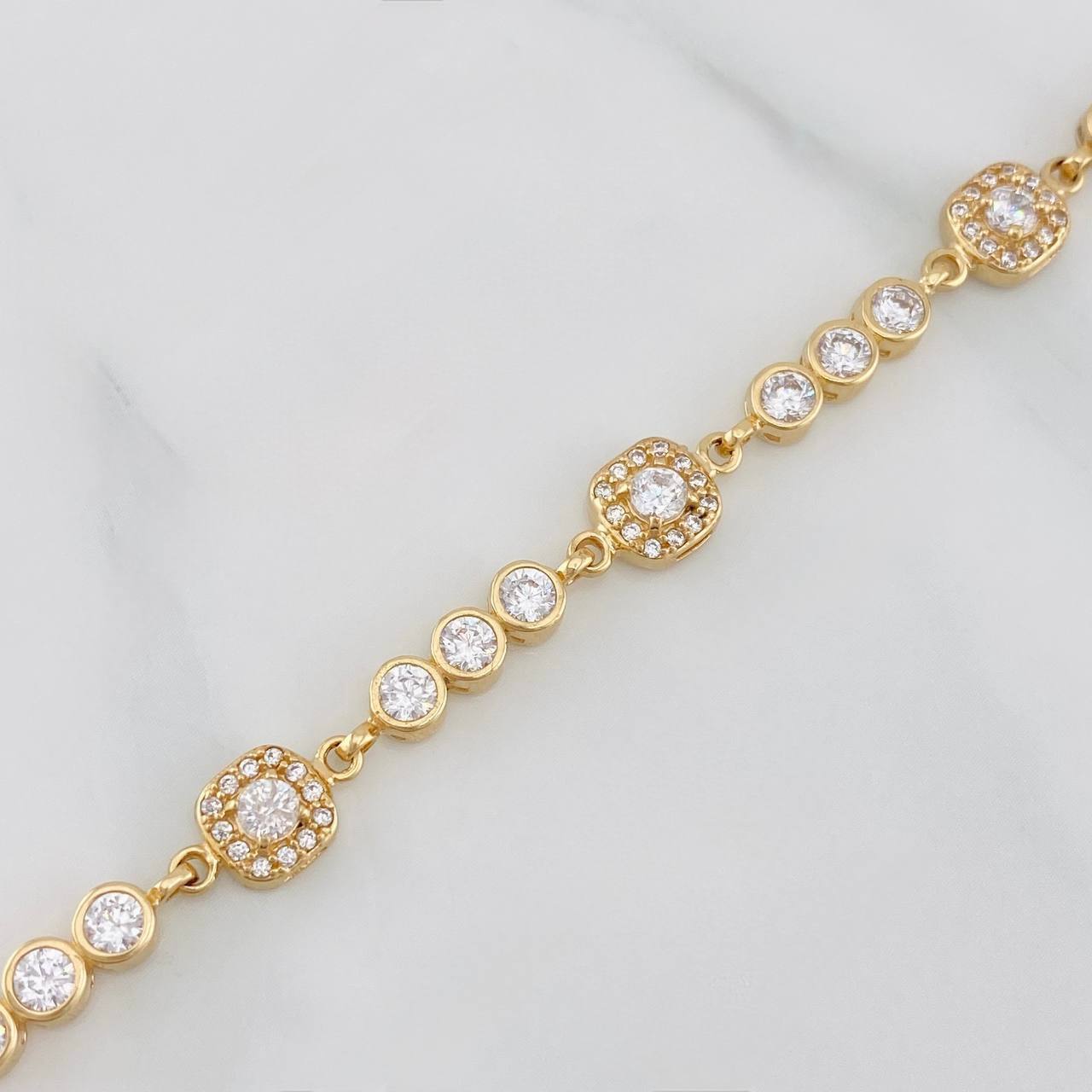 Pulso Tennis Halo 9.05g / 17.05cm / 6.3mm Oro Amarillo 18K
