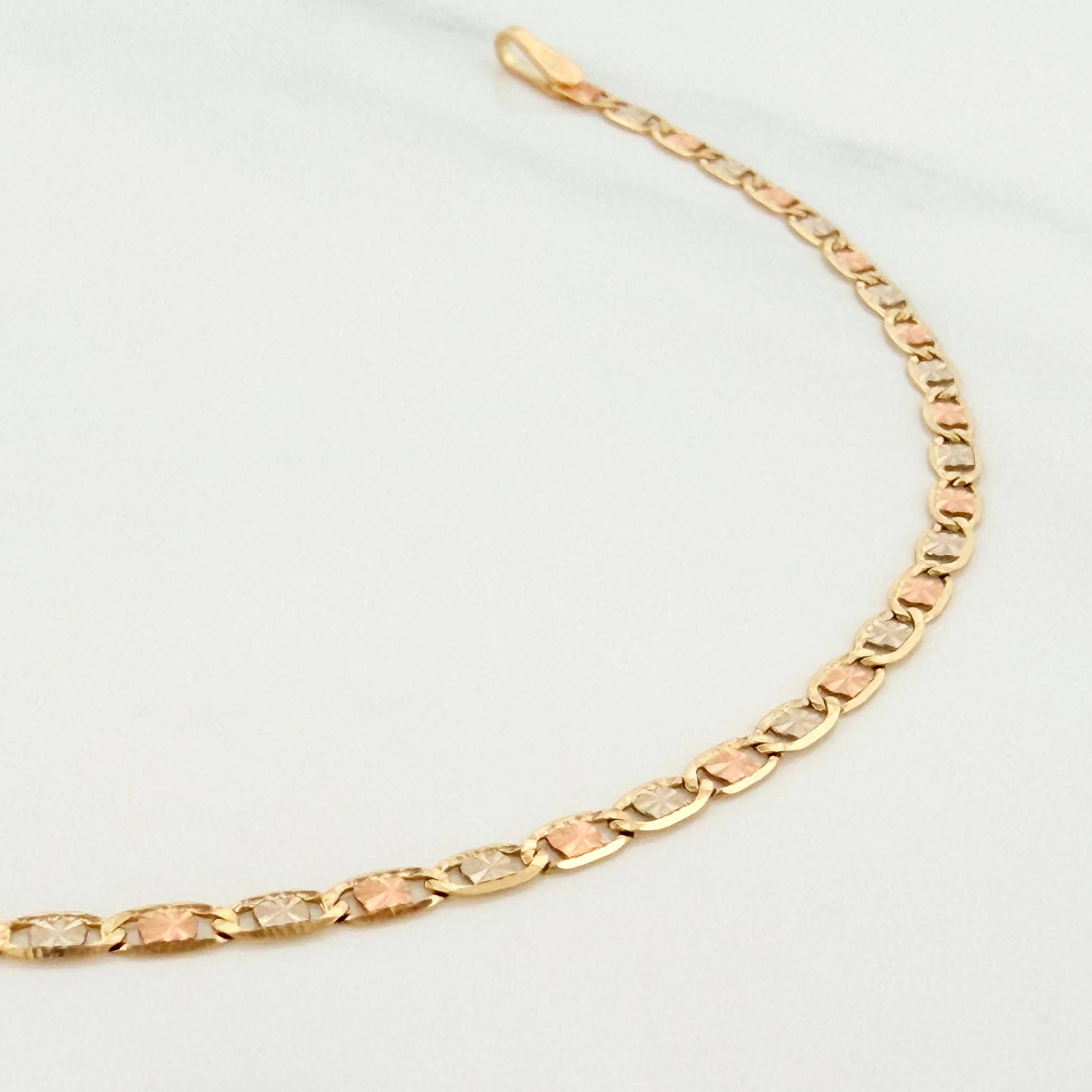 Pulso Escalera plana 1.4g / 18.5cm / 2.2mm Tres Oros 18K