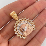 Dije Rostro de Cristo 7.85g / 3.5cm Tres Oros 18K