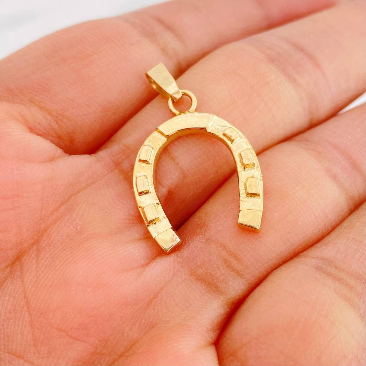 Dije Herradura 2.05g / 3cm Oro Amarillo 18K