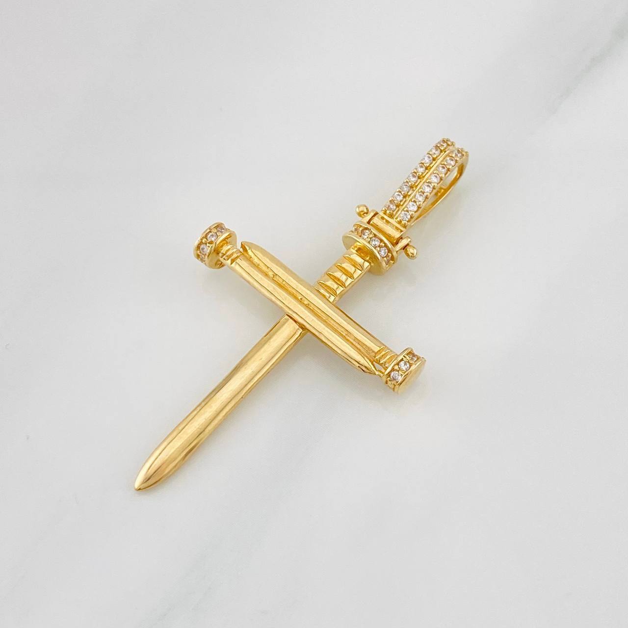 Dije Cruz Clavo 4.15g / 4.05cm Oro Amarillo 18K