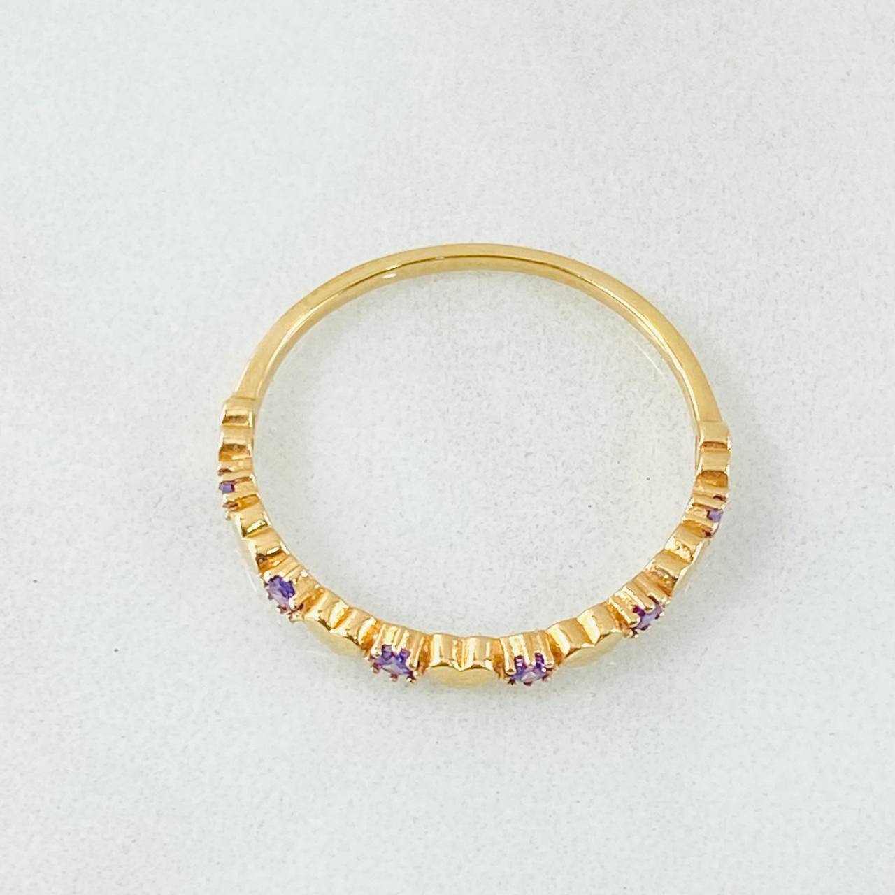 Anillo Corazones Intercalados 1.25gr / T7 1/4 / Oro Amarillo 18K