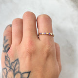 Anillo Corazones Intercalados 1.25gr / T7 1/4 / Oro Amarillo 18K