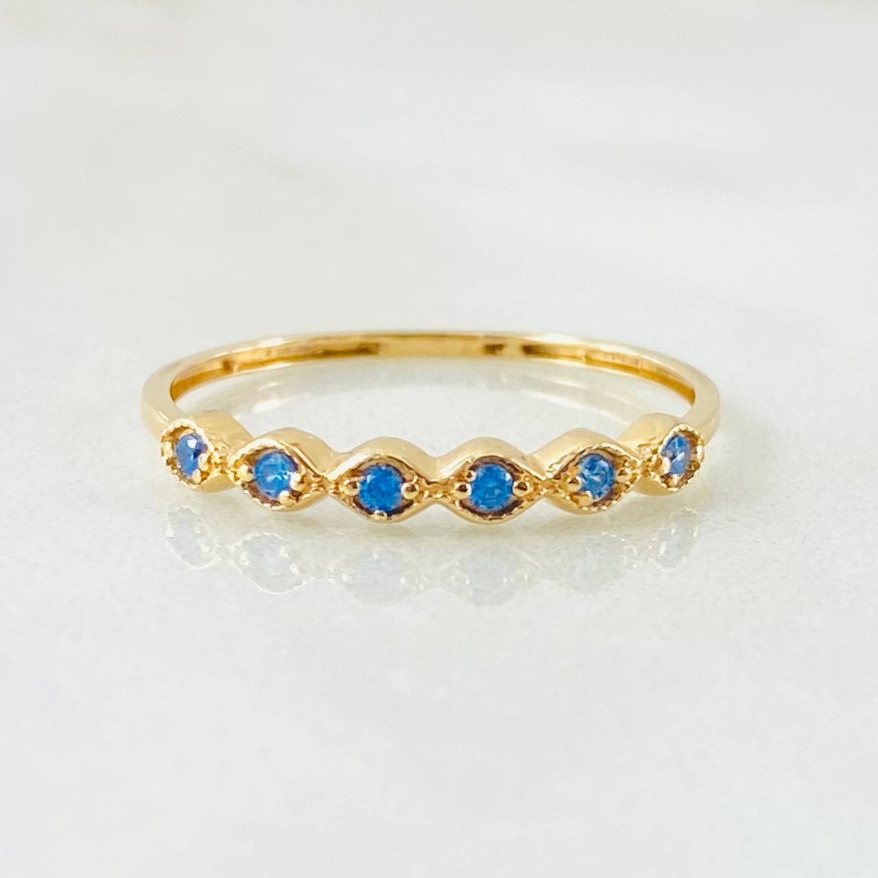 Anillo Linea de Ojos 1gr / T6 / Oro Amarillo 18K *
