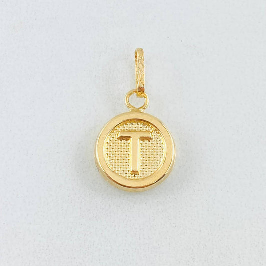 Dije Letra T 0.6gr / 1.9cm / Oro Amarillo 18K