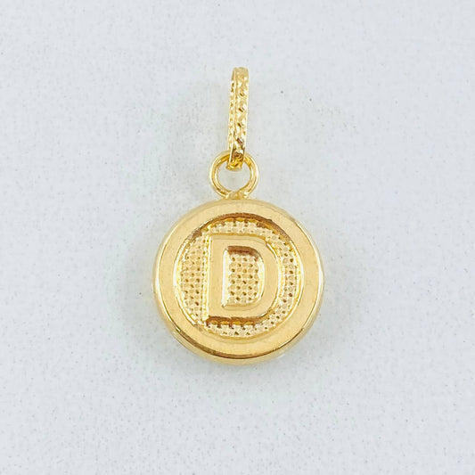 Dije Letra D 0.55gr / 1.9cm / Oro Amarillo 18K